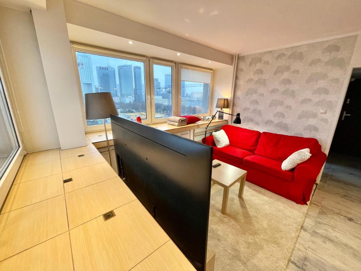 LOVE metro WiFi 300Mbs 65’TV Netflix HBO AppleTV+ Varsovia Exterior foto