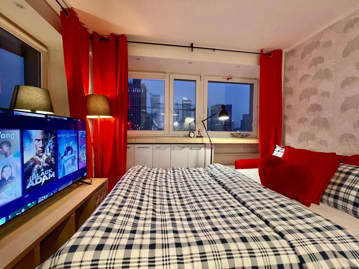 LOVE metro WiFi 300Mbs 65’TV Netflix HBO AppleTV+ Varsovia Exterior foto