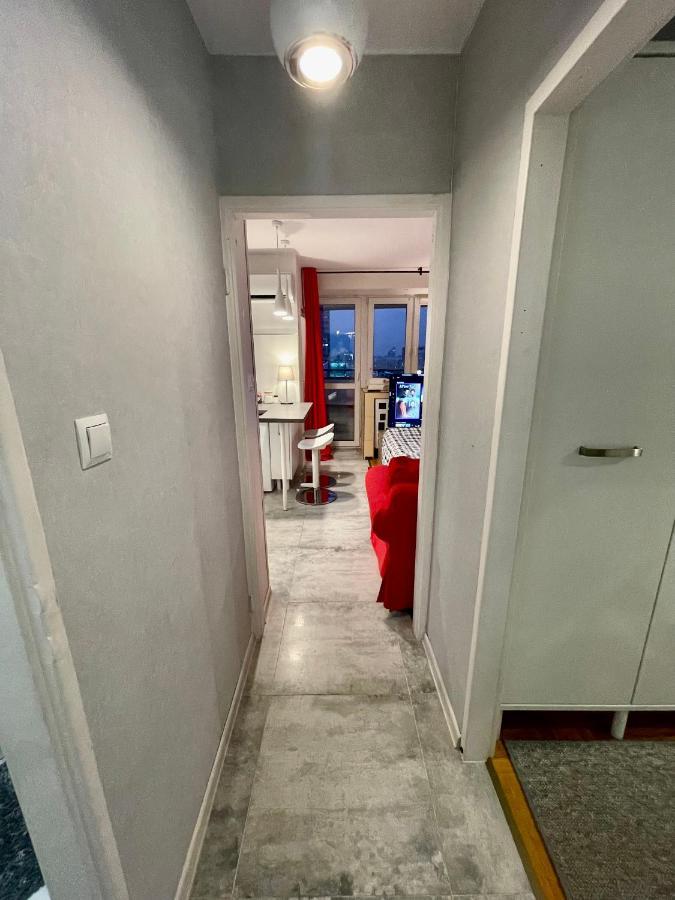 LOVE metro WiFi 300Mbs 65’TV Netflix HBO AppleTV+ Varsovia Exterior foto